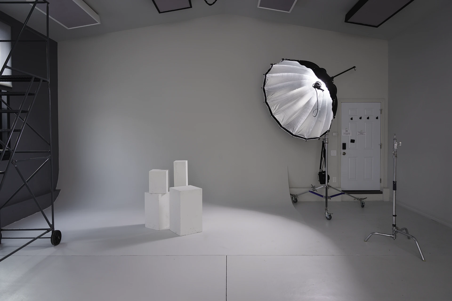 posing boxes, light, stands and cycling wall at studio 342 Calgary